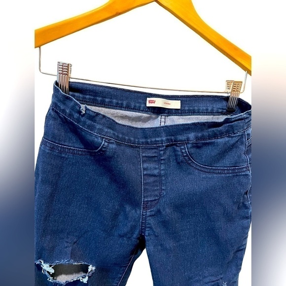Levi’s juniors Jeggings like new, dark blue denim jeans ripped design distressed - Picture 3 of 5